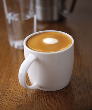 secangkir flat white