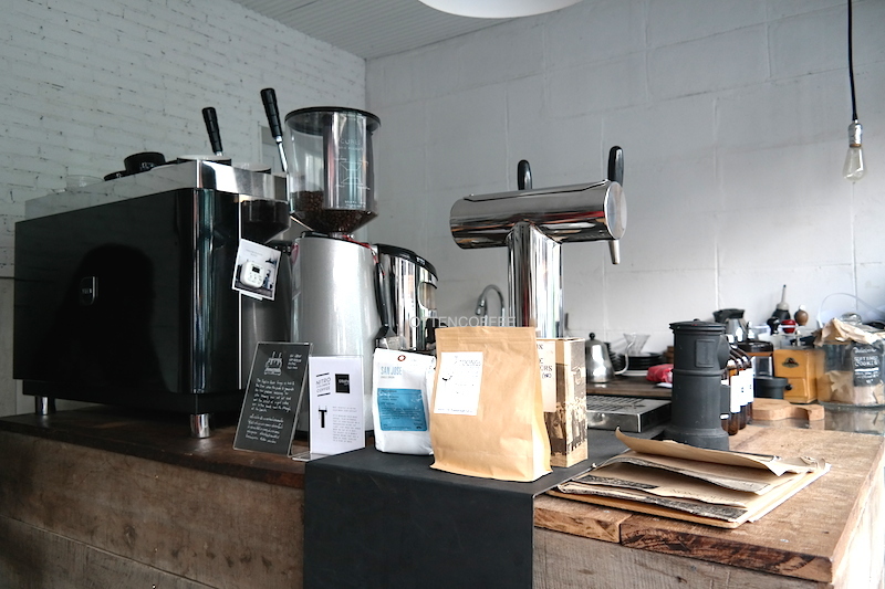 usaha warung kopi rumahan juga perlu peralatan kopi komersil