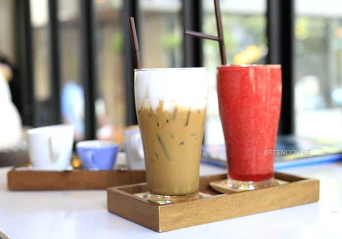 Resep sirup hazelnut untuk menu kopi