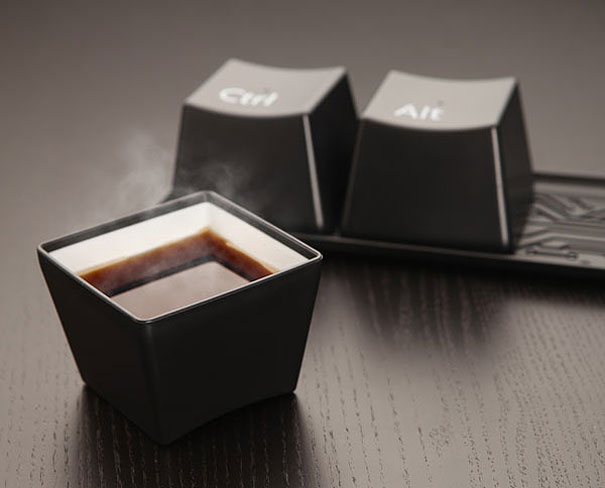 cangkir-kopi-unik-kreatif