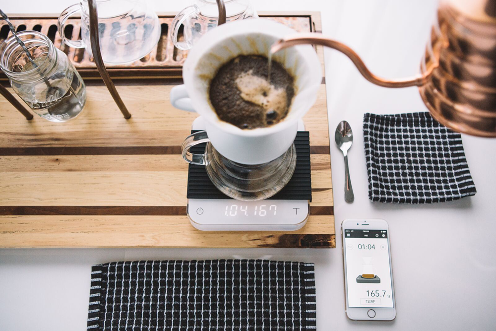 hario v60 brewing coffee