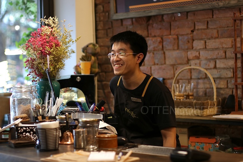 haka-coffee-hanoi-vietnam