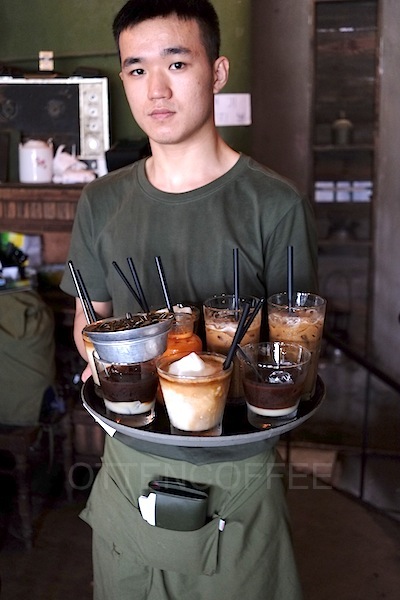 cong-caphe-danang-vietnam