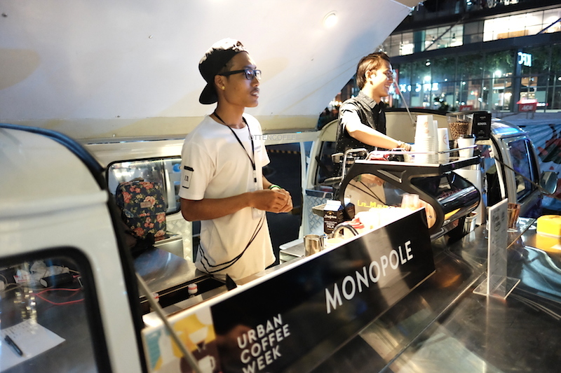 Cars-and-Coffee-by-monopole-kombi