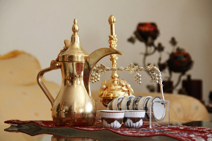 peralatan kopi klasik berbahan tembaga