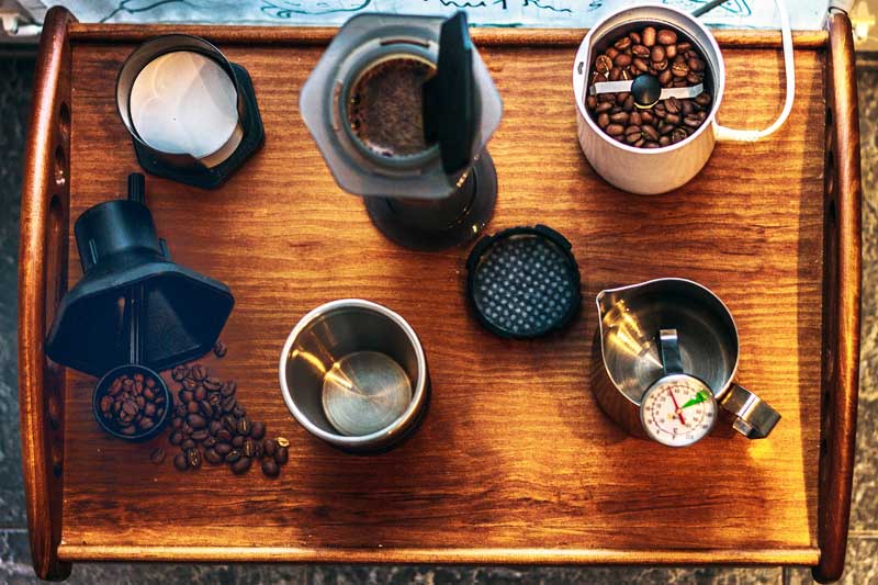 perlatan alat kopi AeroPress lengkap