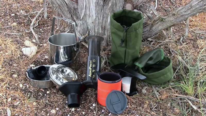perlengkapan alat kopi traveling