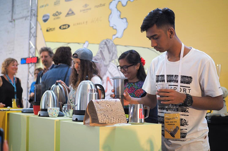 tahapan demi tahapan kejuaraan AeroPress Fikry
