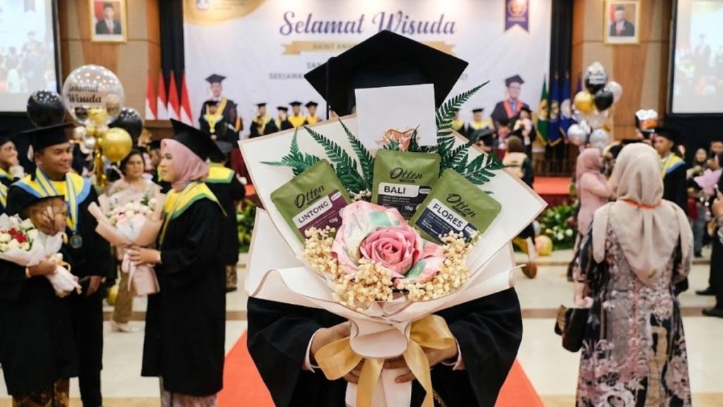 buket wisuda bunga dan kopi drip
