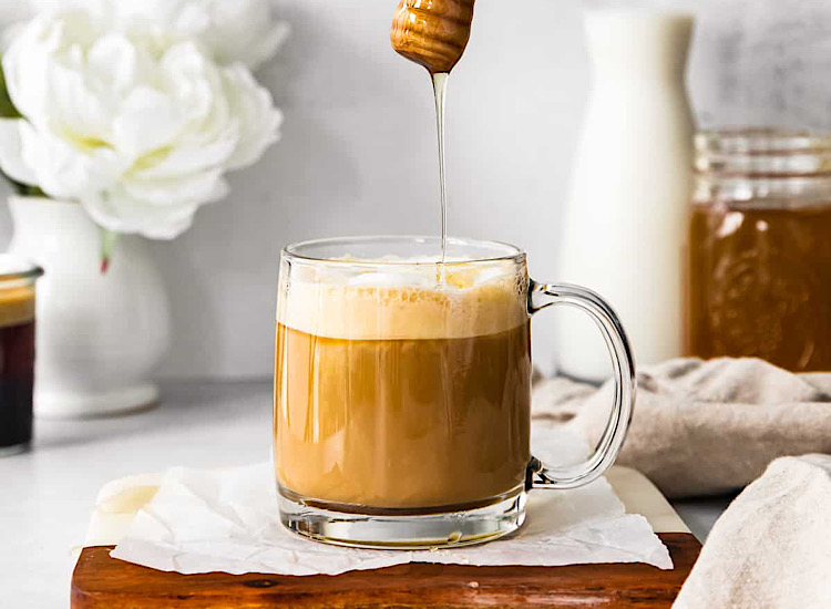 flat white campur madu