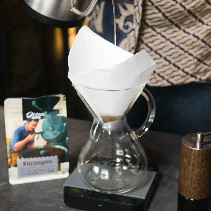 chemex filter menghasilkan kopi yang bersih karena minimnya oksidasi saat penyeduhan.