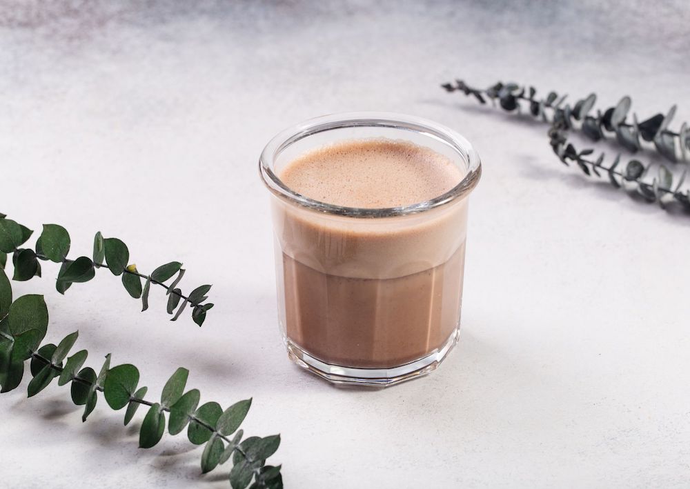 secangkir kopi susu