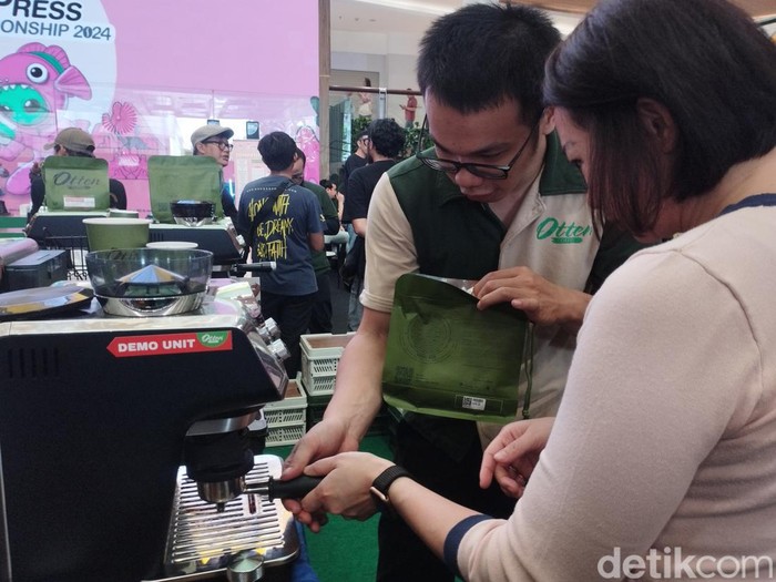 belajar bikin kopi di kopi fest