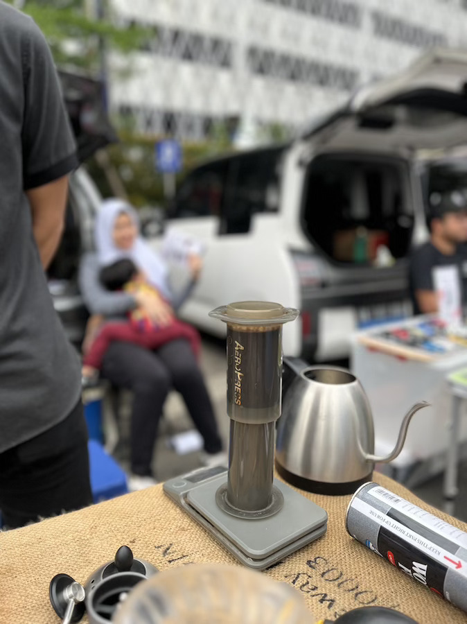 diseduh dengan aeropress