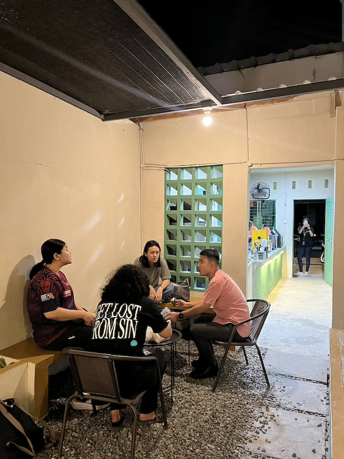indoor kedai kopi di binjai