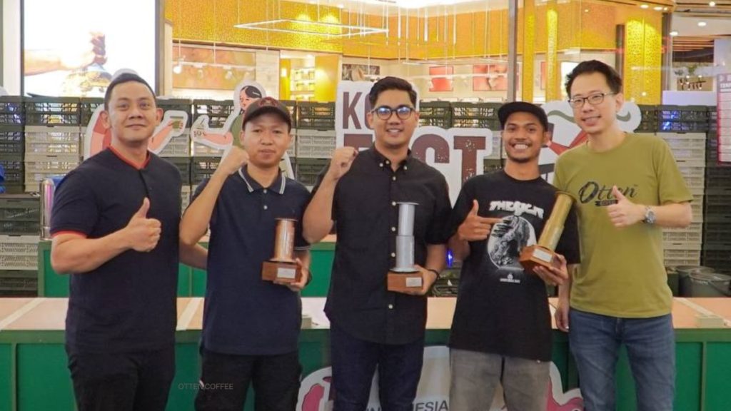 para juara iac 2024 di kopi fest indonesia