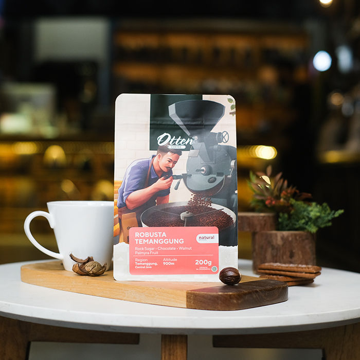 Berasal dari pegunungan jawa tengah, kopi robusta temanggung merupakan kopi yang memiliki rasa coklat yang khas.