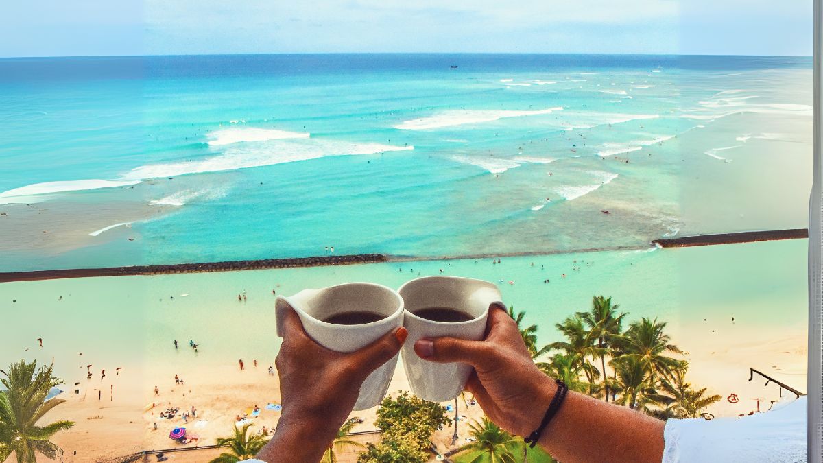ngopi pantai indonesia