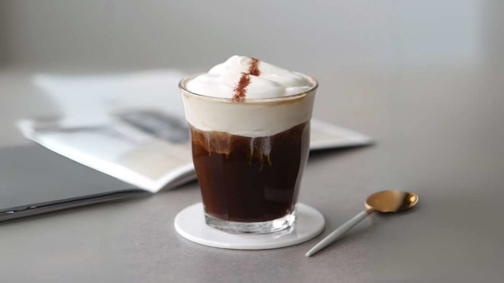 Einspänner Kopi Latte