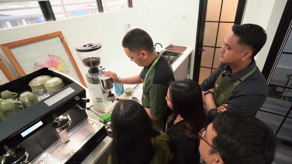 otten academy belajar bikin espresso