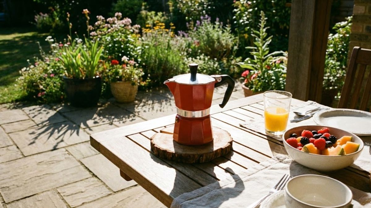 bialetti moka pot siang hari