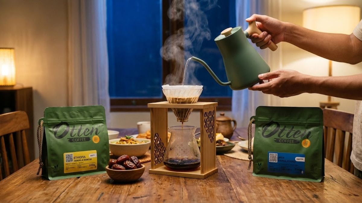 minum kopi saat sahur dengan pour over