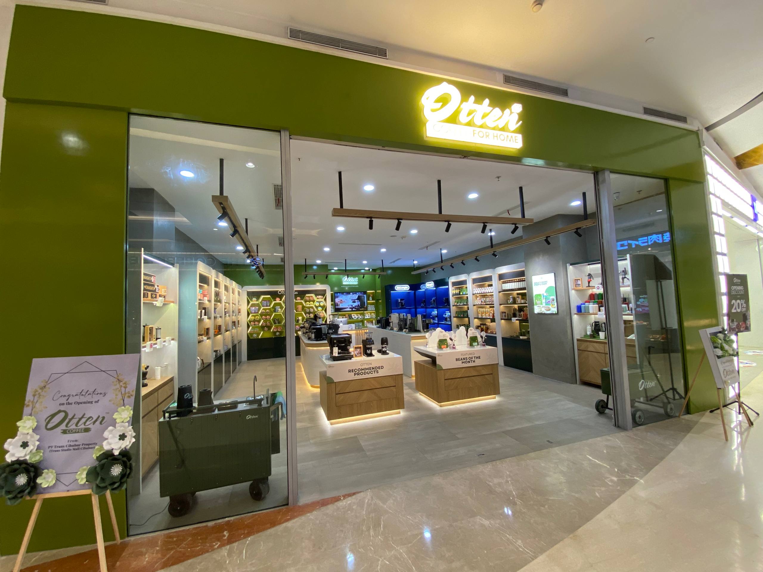 Tampak depan store Otten Coffee for Home di Trans Studio Mall Cibubur